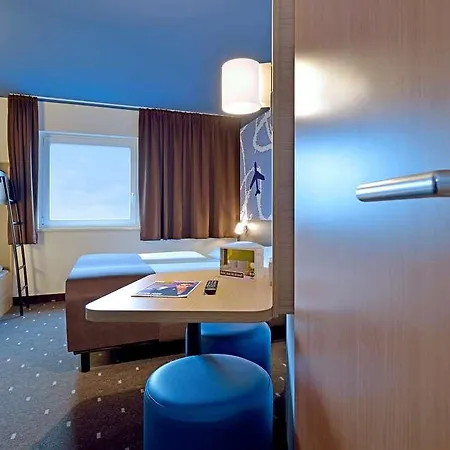 Hotel Frankfurt-hahn Airport *