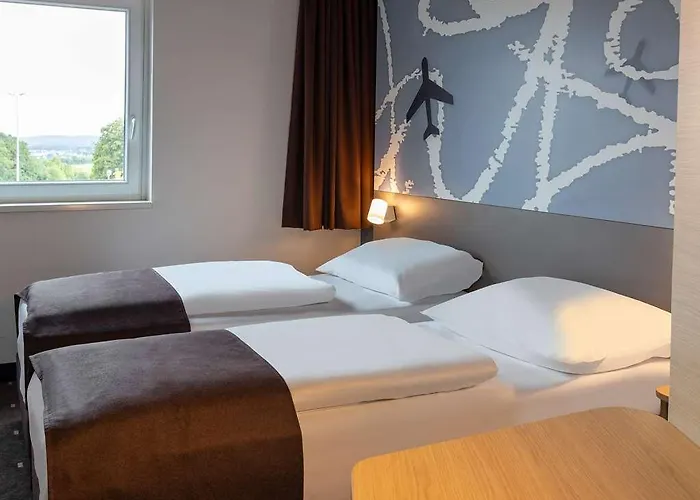 Frankfurt-hahn Airport Hotel Plein